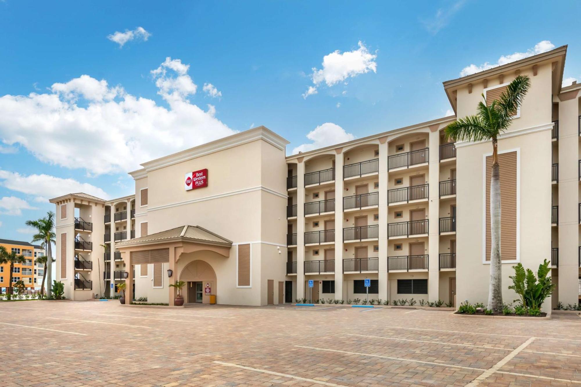 Best Western Plus Beach Resort Форт-Маєрс-Біч Екстер'єр фото